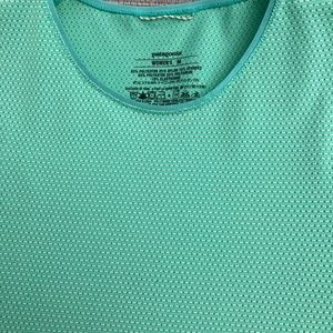 Patagonia long-sleeve athletic top, light green, size M
